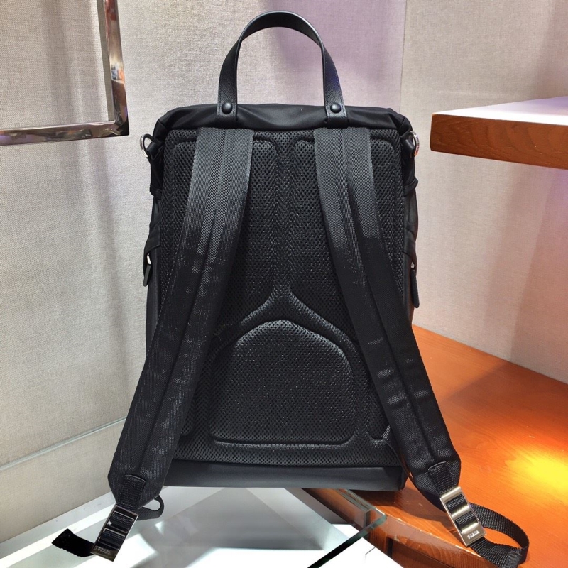 Pra*a backpacks